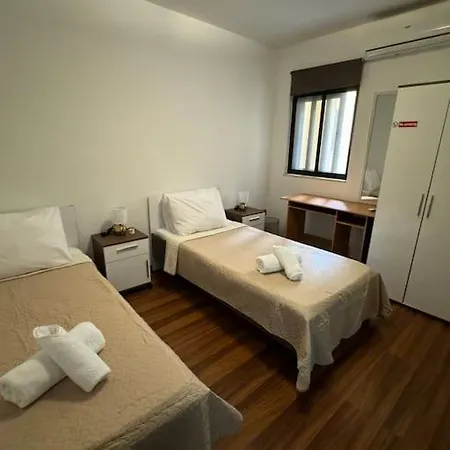 Lejlighed 3 Bedroom Apart In St Julians Malta