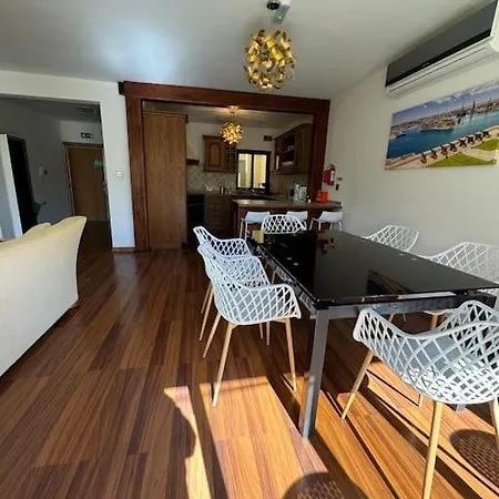 3 Bedroom Apart In St Julians Malta Apartment San Ġiljan