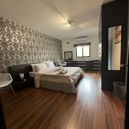 3 Bedroom Apart In St Julians Malta Apartman San Ġiljan